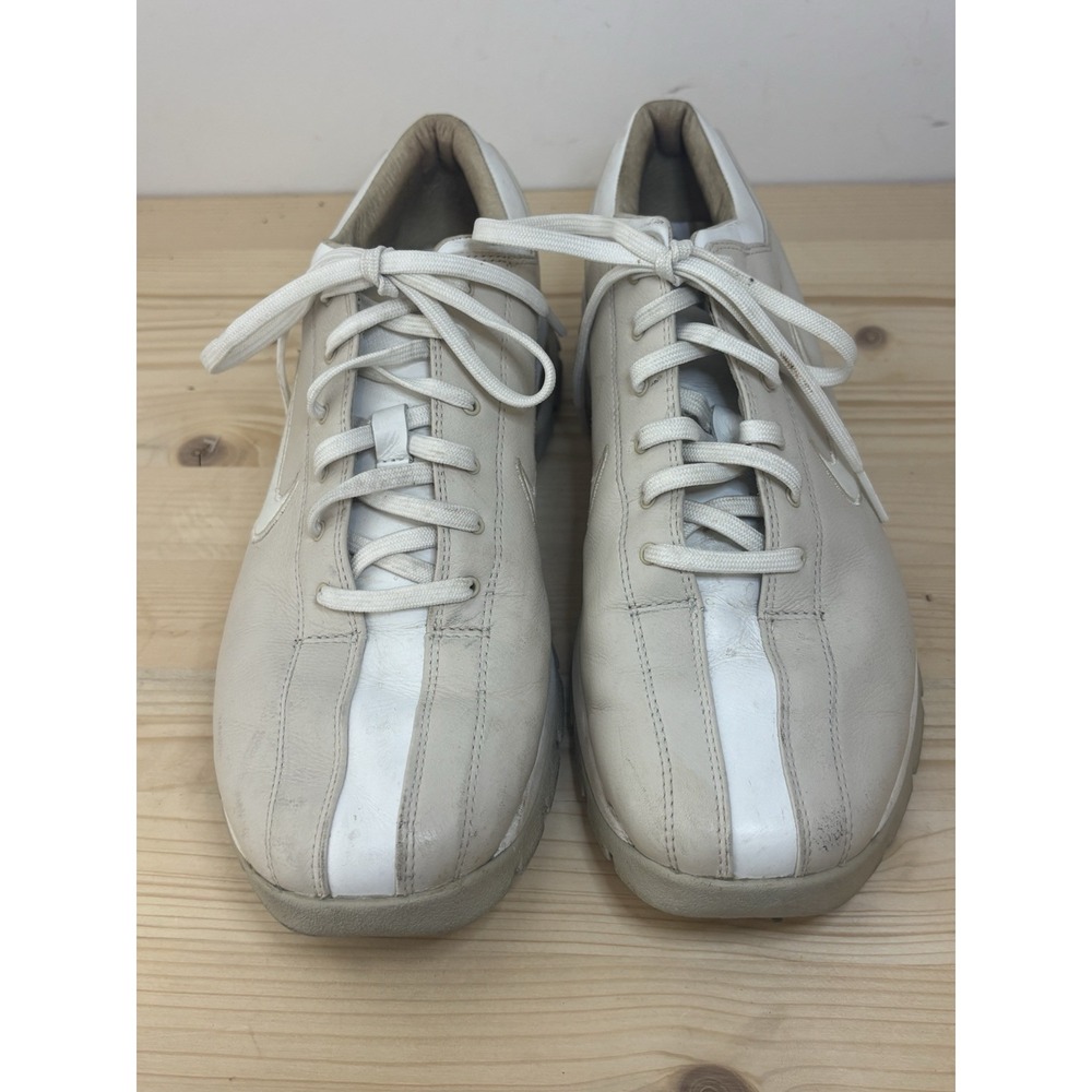 Nike Sport Performance Women's Size  8.5 Golf Shoes Lace up Neutral‎ Leather U17 - Picture 2 of 6
